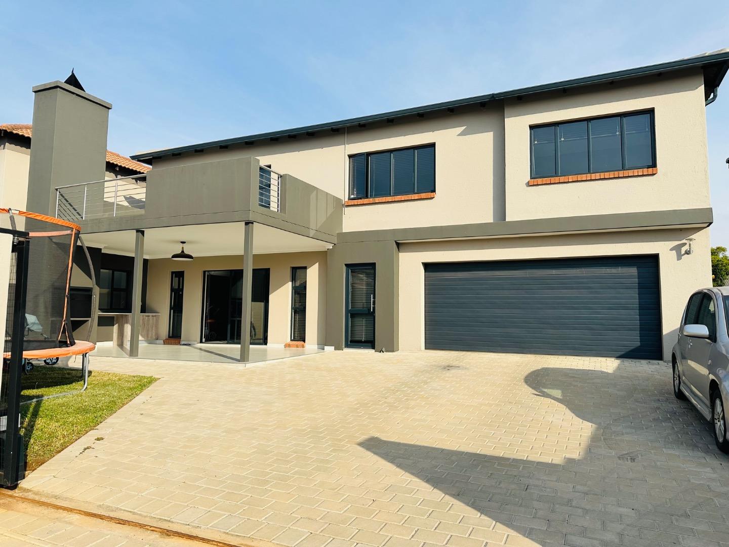 4 Bedroom House for Sale - Gauteng