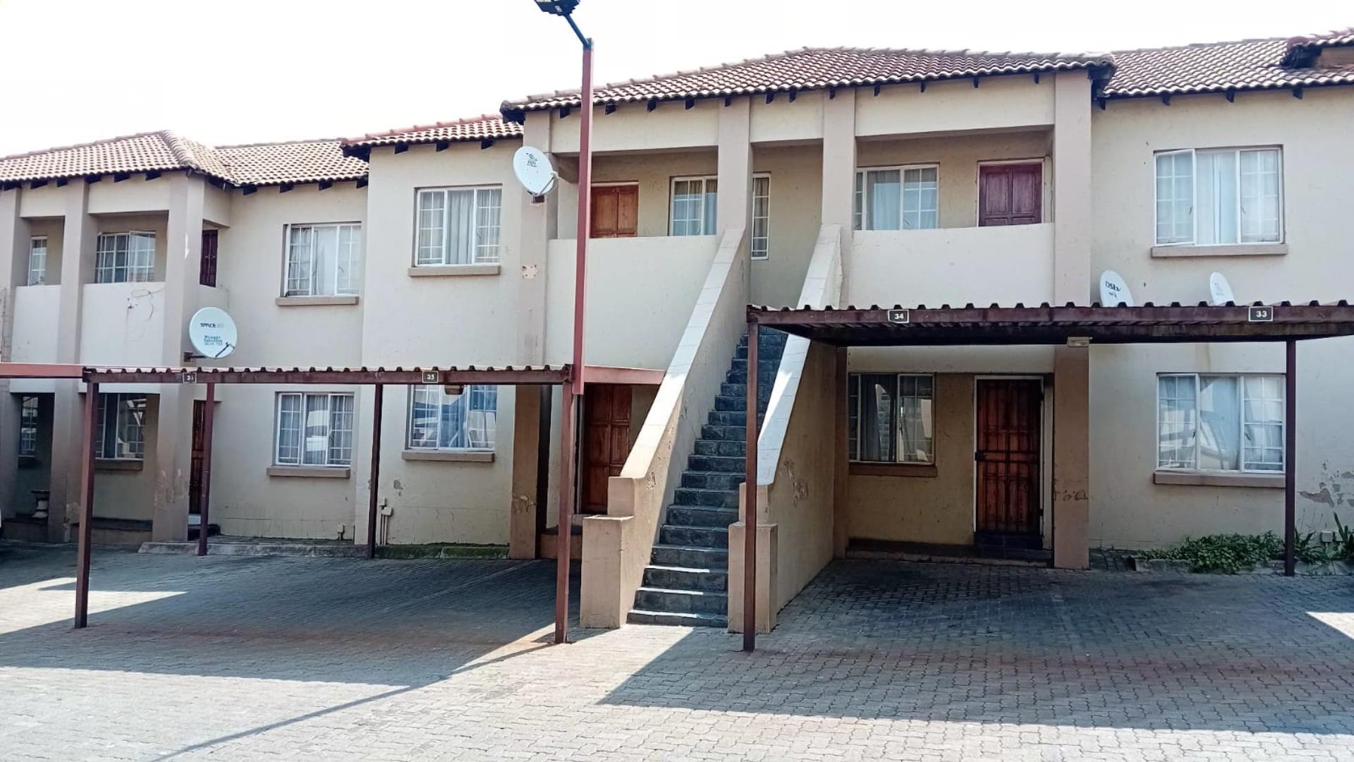 1 Bedroom Apartment for Sale - Gauteng